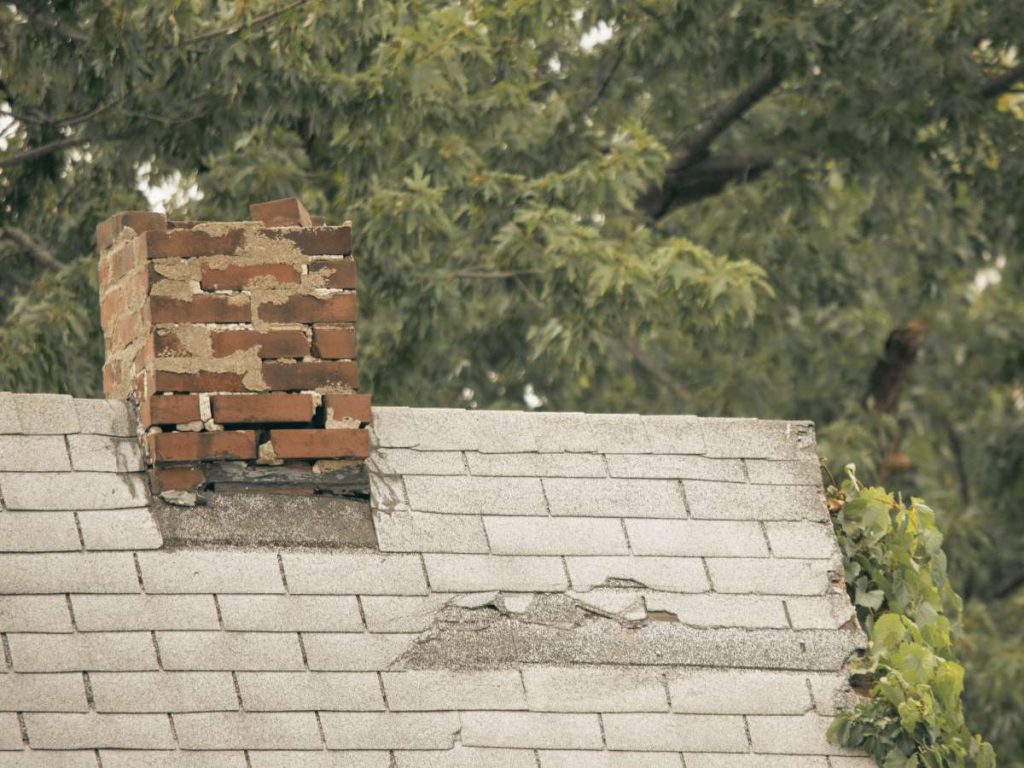 a damaged chimney