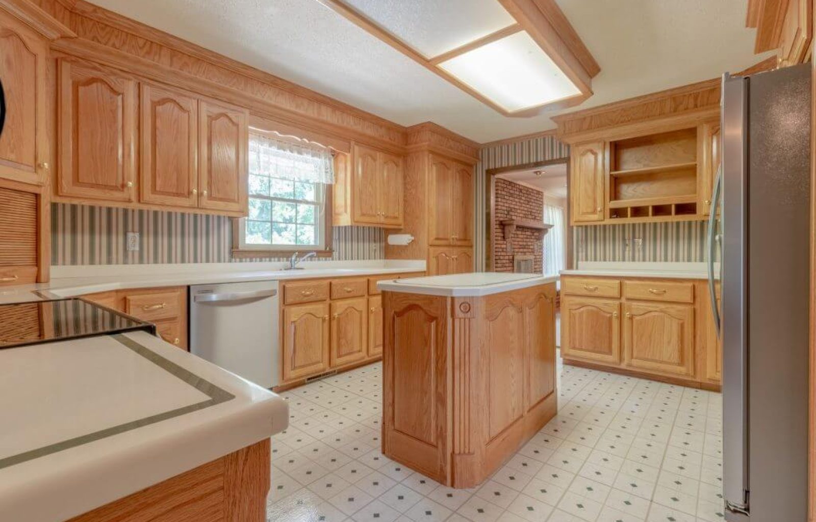 Cabinet-Painting-in-Rocky Point WA